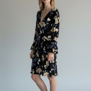 Roz & Ali Floral Dress Large Navy Cream